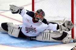 开云APP-亚洲铁闸颠覆秩序，富安健洋与比利亚雷亚尔的马德里征服教科书