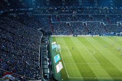 开云体育中国-当老鹰掠过雄鹿的森林，两种篮球梦想在季后赛的残酷碰撞