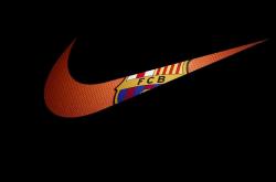 开云体育APP下载-钢铁意志撞碎红白洪流，法比尼奥如何以一己之力重铸巴黎脊梁