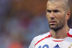 开云APP-新王当立，猛龙铁蹄踏碎银黑王朝，莫兰特惊雷撕裂旧时代