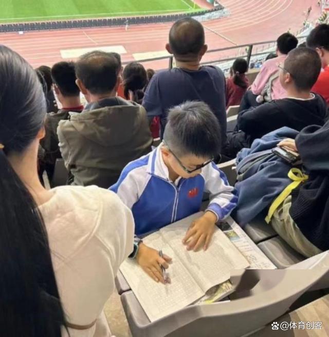人队遭遇惨败，呼吁全队反思问题