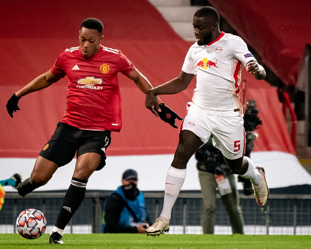 关于大连实德后防增强防守意识,安全系数提高!的信息 关于大连实德后防增强防守意识,安全系数提高!的信息