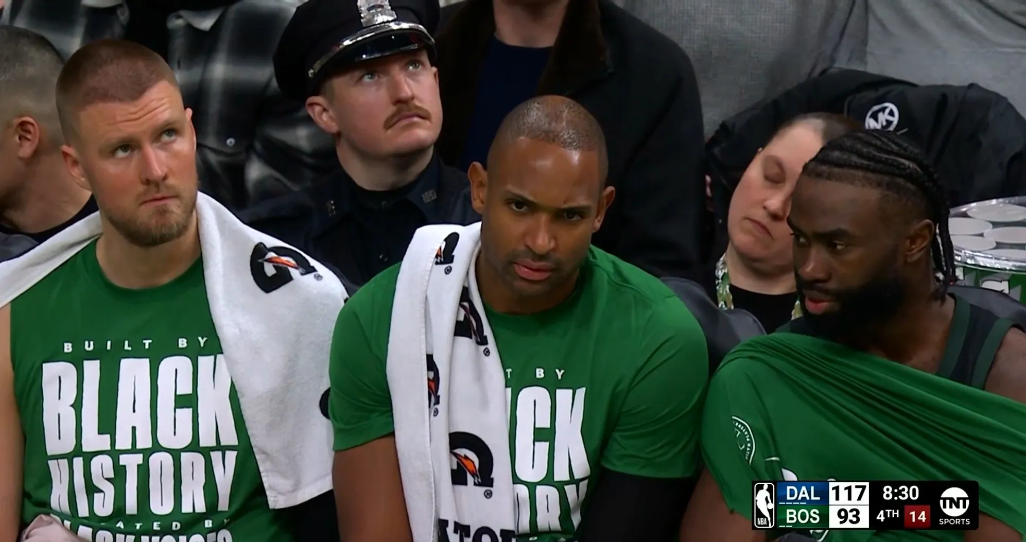 凯尔特人轻取独行侠，乔治扛起全队