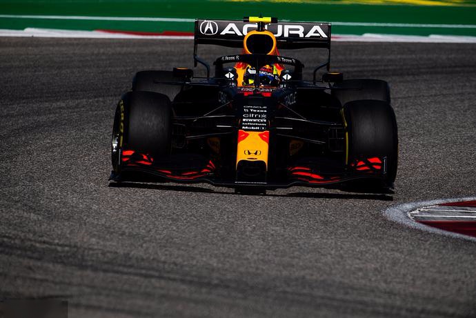 阿斯顿马丁横扫哈斯车队，拉塞尔带队取胜的简单介绍