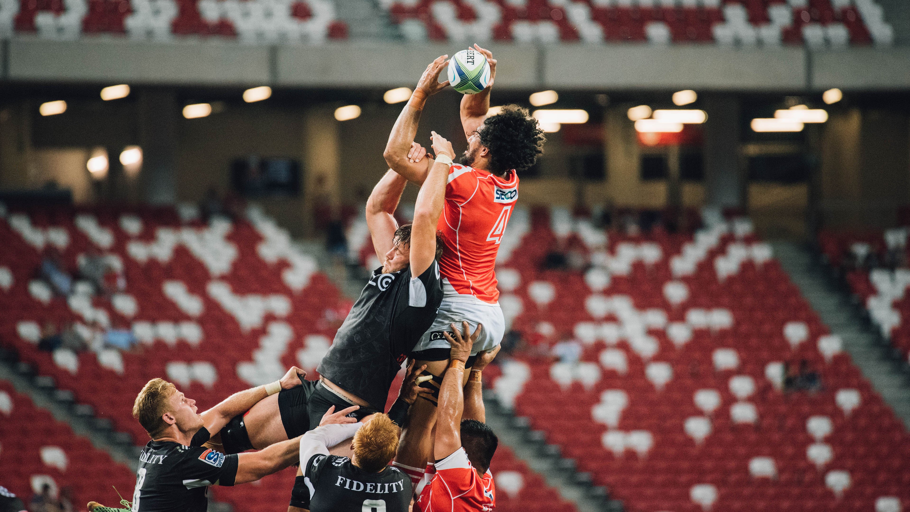 昨夜双星闪耀，雄鹿稳如磐石，布伦森在意甲赛场完美接管