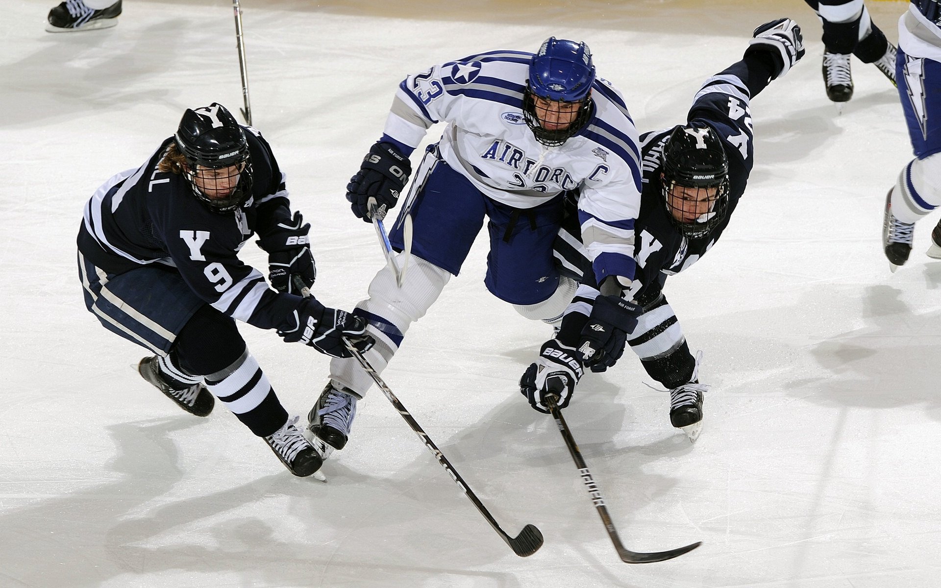 不可能完成的逆转，当冰冷机器郑思维融化丹麦童话